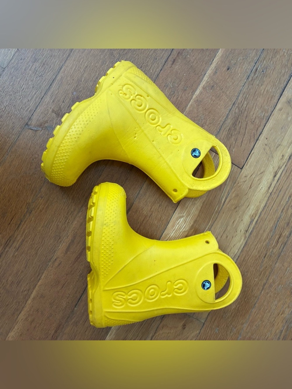 Yellow Crocs Rainboots - Picture 6 of 9
